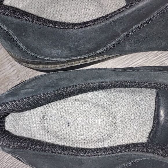 Easy Spirit black suede  slip on  zipper top clogs  Sz 7.5N - Picture 9 of 11